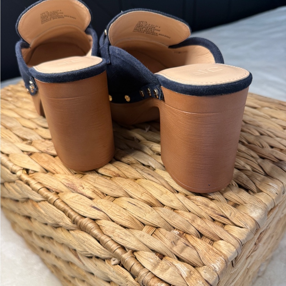 Journee Collection Greta Navy Suede Studded Mules – Horsebit Clogs – Sz 7 - Picture 8 of 9